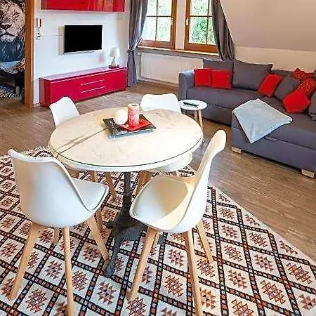 Hotel Elegante Mit Aussenpool Schwarzwald
